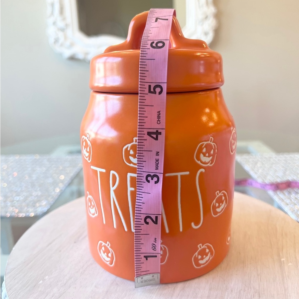 🧡 TREATS Rae Dunn Orange Pumpkin Candy Jar Canister Decor NEW - Picture 6 of 6